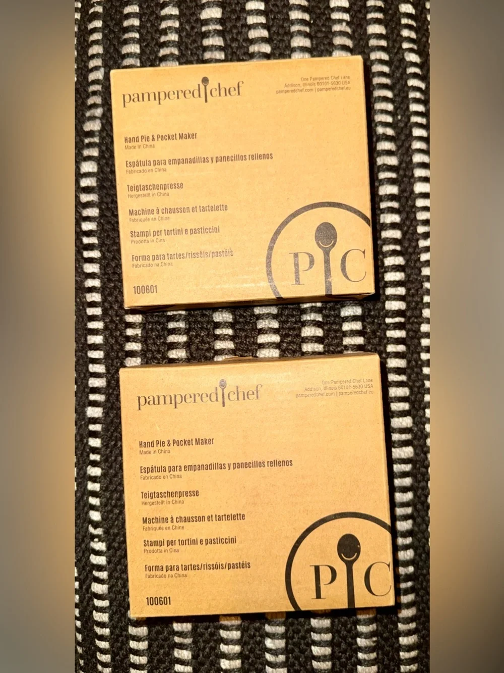 Pampered Chef Hand Pie & Pocket Maker